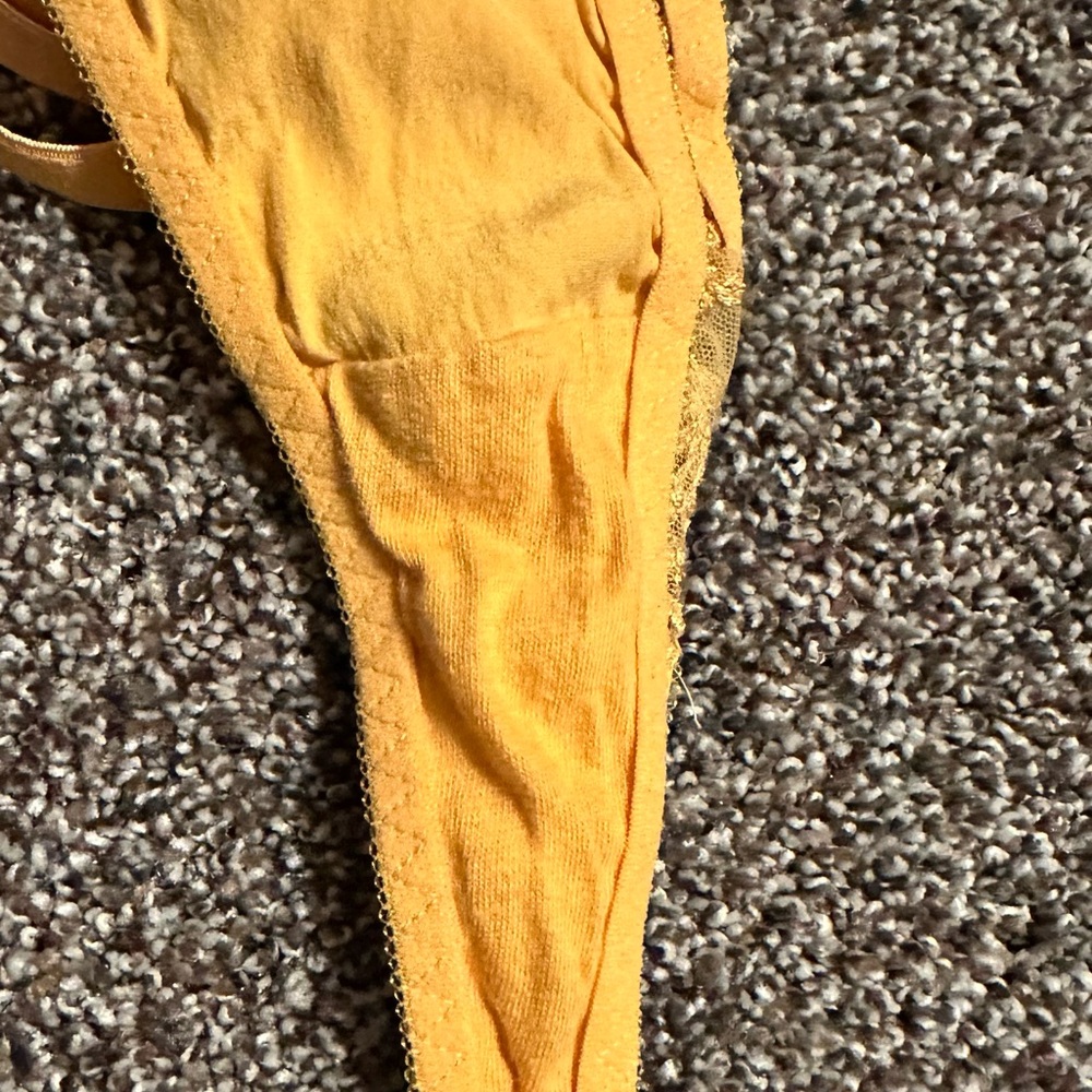 Vintage & Unique Gold Lace Garter with Silk Thong attached is is One Size - Picture 4 of 4